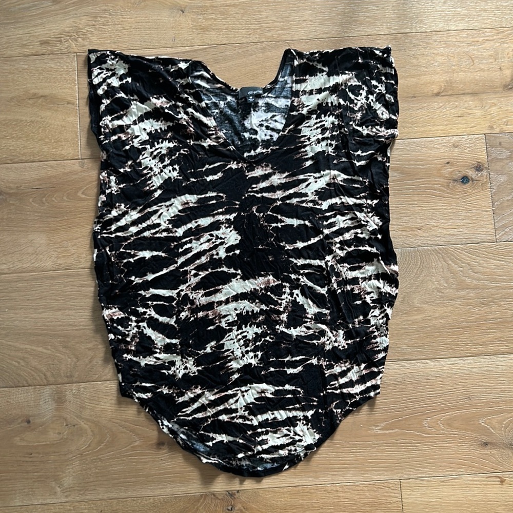 Dilemma M Short Sleeve Shirt